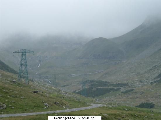 mai politetii: sa stai pe scaunul electric si sa cedezi locul unei doamne
 

culmea sa cazi pe si